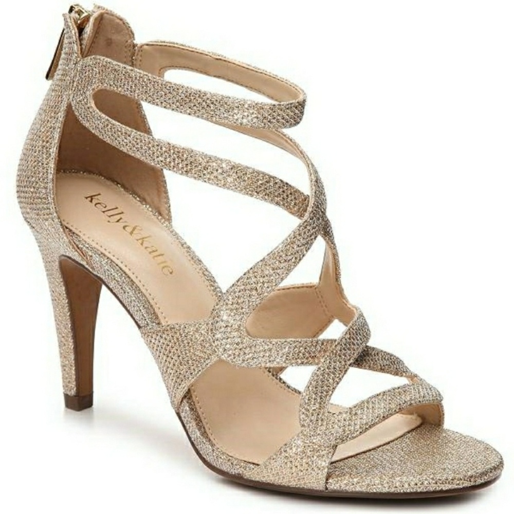 Kelly and Katie Claudia Sandal